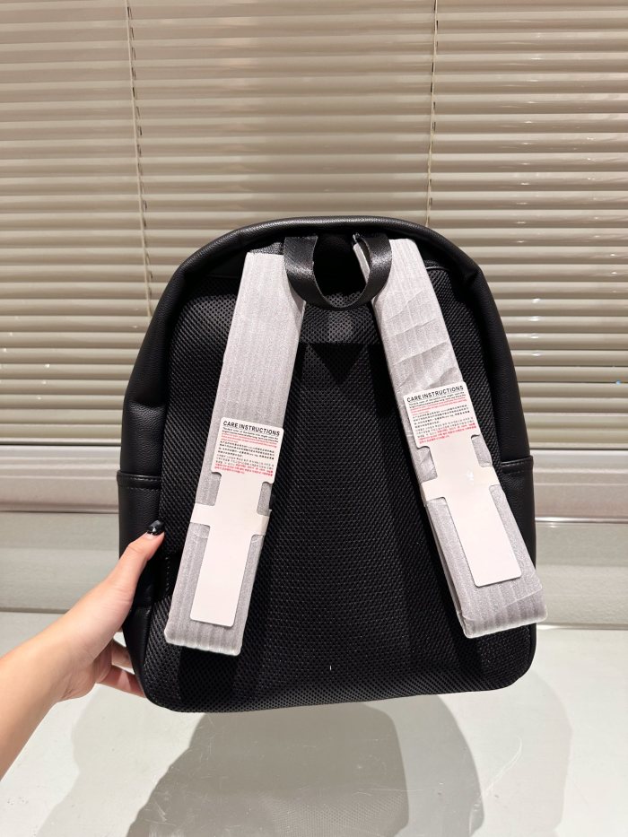 Split leather bag ,3A ,size 33x40cm,no box,  B75-129