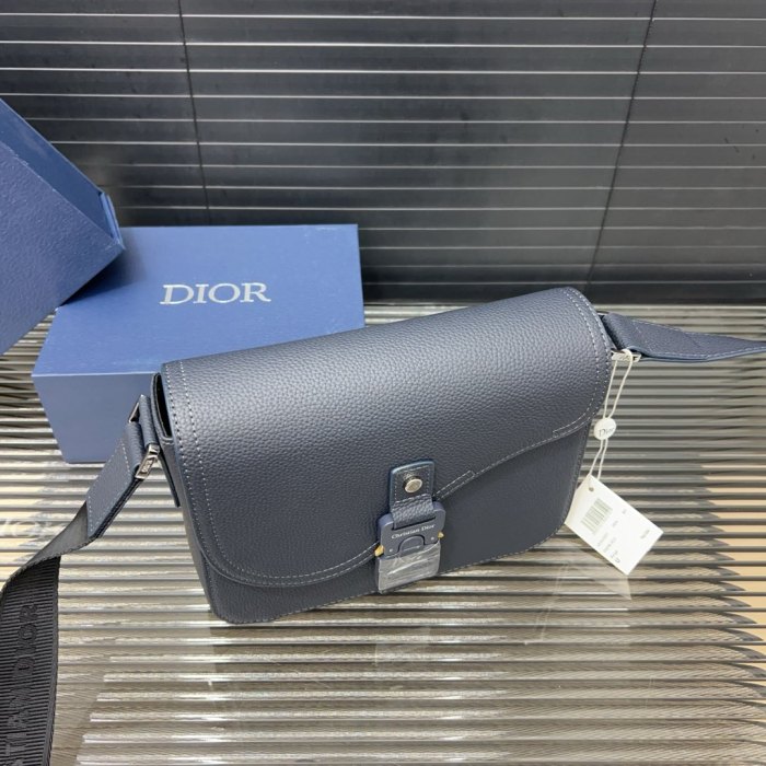 Split leather bag ,3A ,size 23x18cm,no box,  B75-138