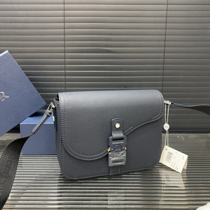 Split leather bag ,3A ,size 23x18cm,no box,  B75-138