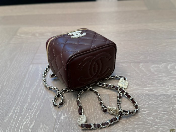 Split leather makeup bag ,4A ,size 10x8cm,no box,  B75-128