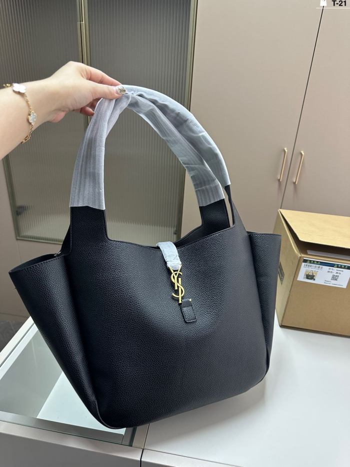 Split leather bag ,3A ,size 31x30cm,no box,  B75-137