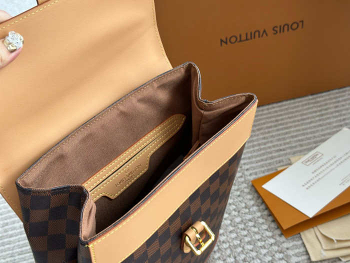 Split leather bag ,4A ,size 28x29cm,no box,  B88-114-115