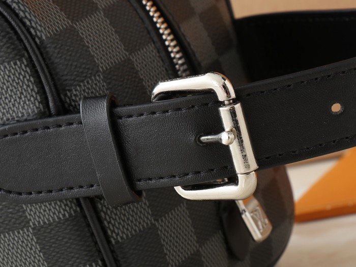 Leather bag ,5A ,size 23x13x12cm,no box,  B75-145
