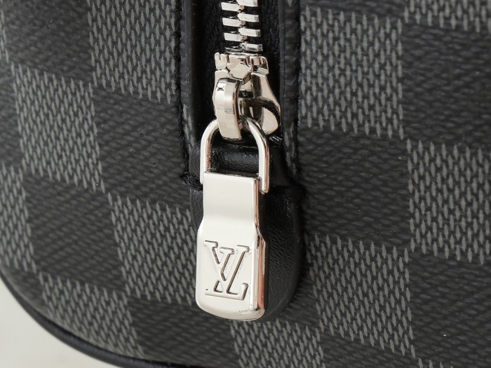 Leather bag ,5A ,size 23x13x12cm,no box,  B75-145