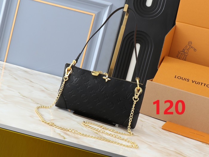 Leather bag ,5A ,size 25x13x5cm,no box,  B88-120