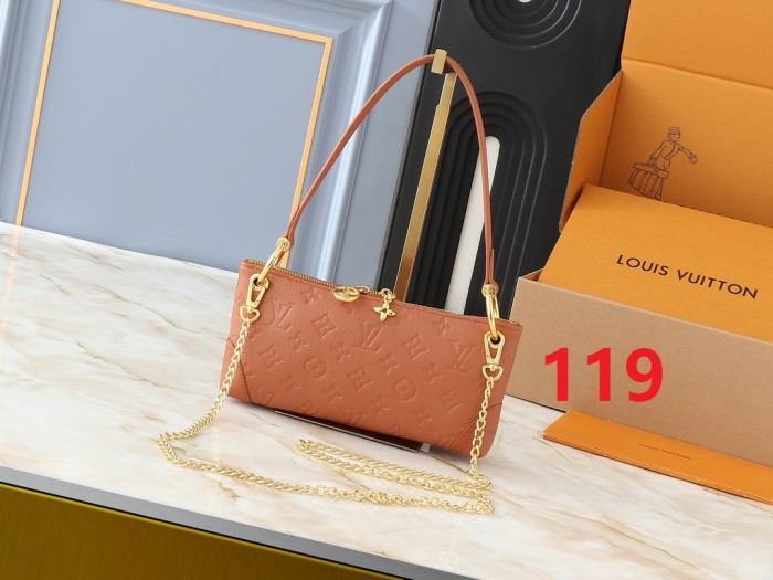 Leather bag ,5A ,size 25x13x5cm,no box,  B88-119