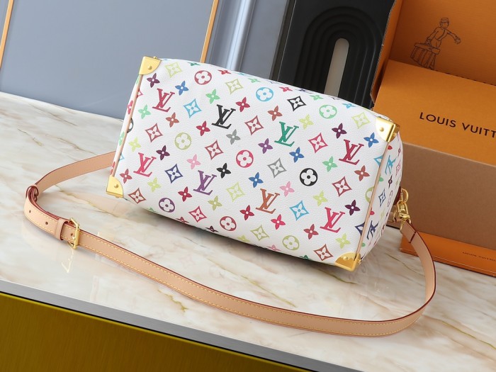 Leather bag ,5A ,size 25x19x15cm/30x21x17,no box,  B88-140-141