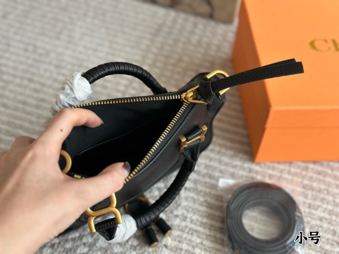 Split leather bag ,4A ,size 22x17cm,no box,  B88-128-135