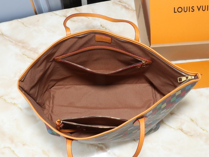 Leather bag ,5A ,size 42cm,no box,  B110-21