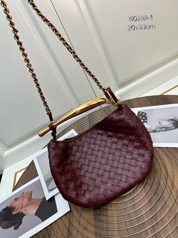 Leather bag ,5A ,size 20x33x4cm,no box,  B110-15