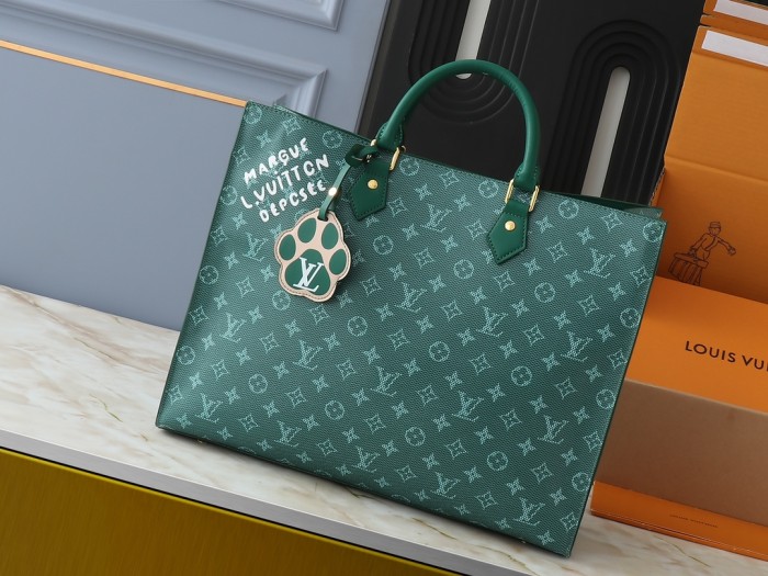 Leather bag ,5A ,size 41x33x14cm,no box,  B110-25