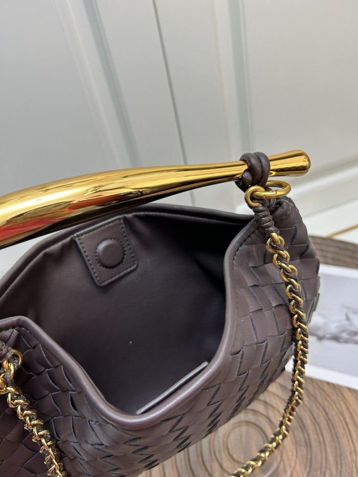 Leather bag ,5A ,size 20x33x4cm,no box,  B110-16