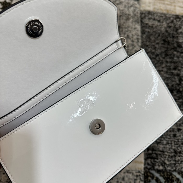 5A, real lether,  cross shoulder bag , size 22x12x5.5cm, no box. B98-113