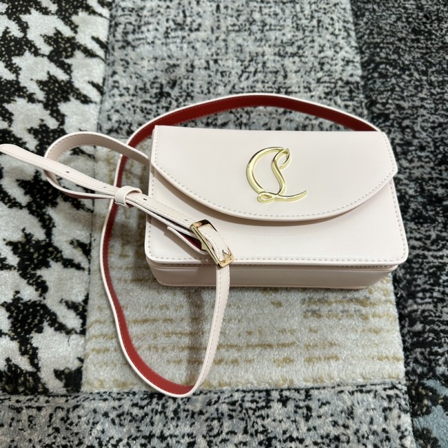 5A, real lether, cross shoulder bag , size 22x12x5.5cm, no box. B98-17