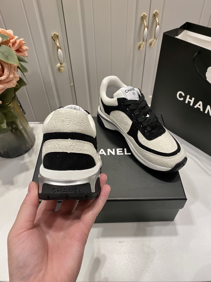 Women runner flat shoes,  size 35-42, SS70-95
