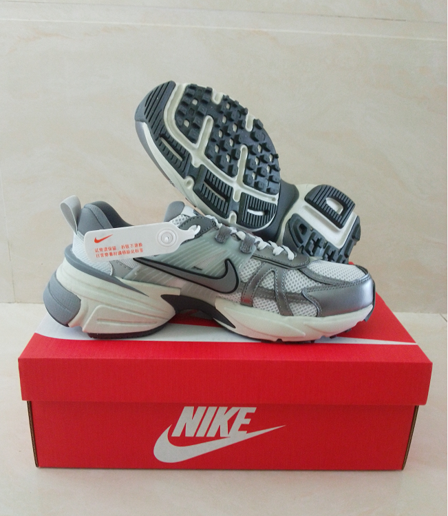 Women men  runner sneaker shoes,  with box,size 36-45，SS70-88