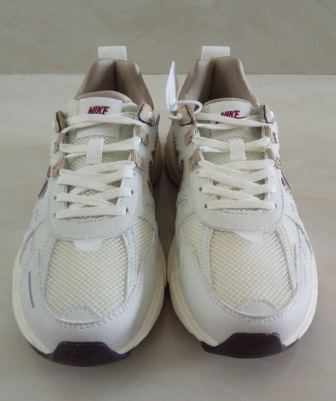Women men  runner sneaker shoes,  with box,size 36-45，SS70-90