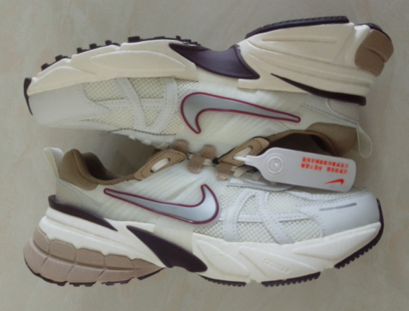 Women men  runner sneaker shoes,  with box,size 36-45，SS70-90