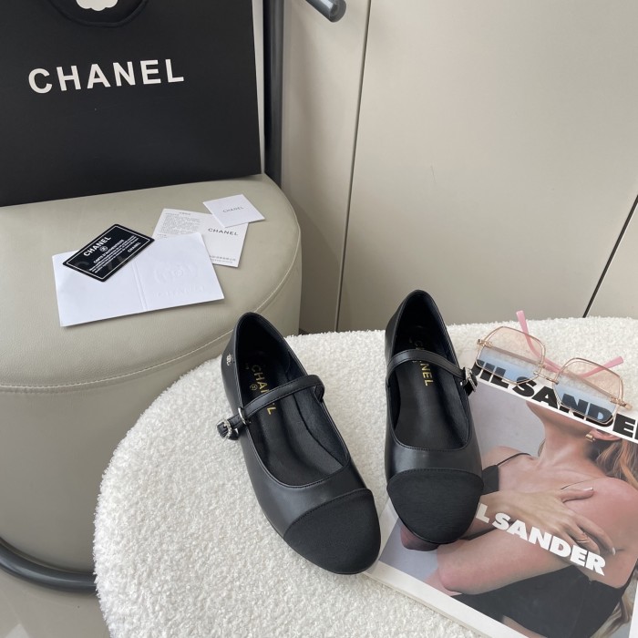 Women flat shoes,  size 35-40, SS60-210-211