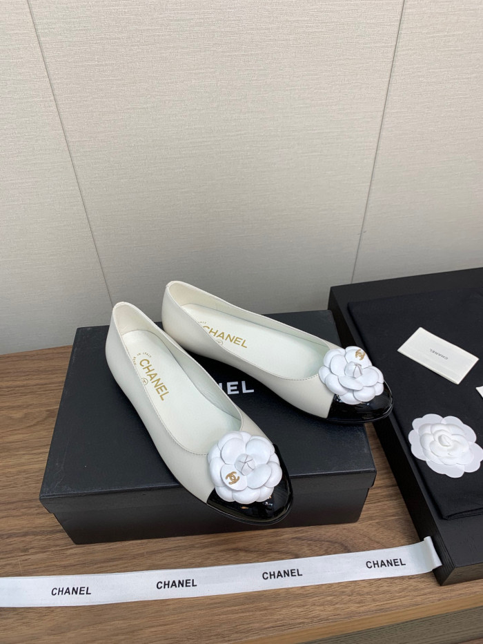 Women flat shoes,  size 35-40, SS60-203-205