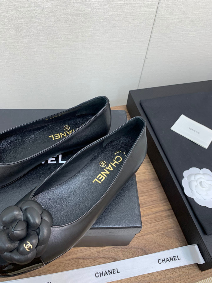 Women flat shoes,  size 35-40, SS60-203-205