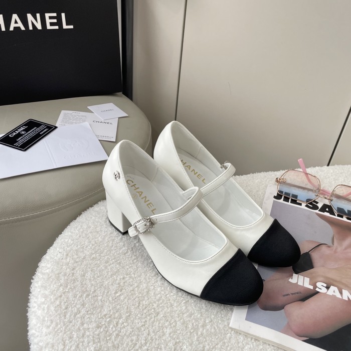 Women heel shoes,  size 35-40, SS60-209
