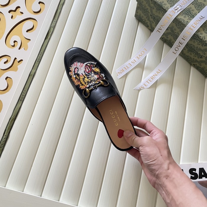 Women flat shoes,  size 34-42, SS60-2940