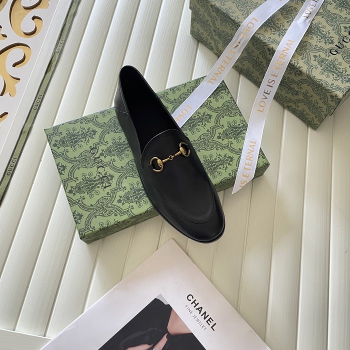 Women flat shoes,  size 34-42, SS60-243