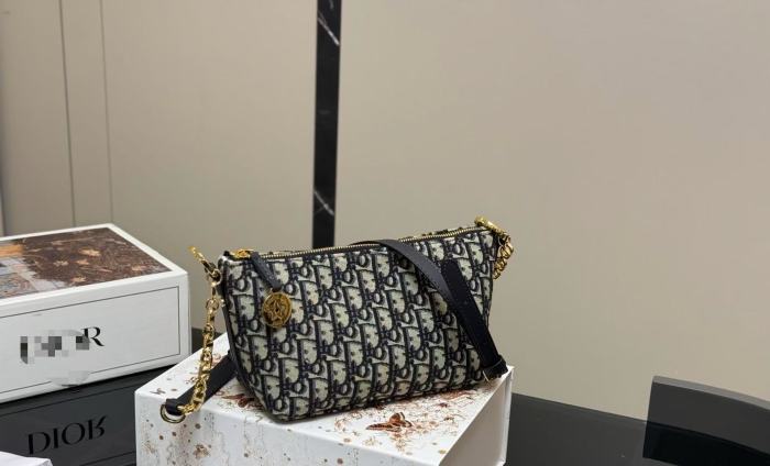 canvas bag a set,3A ,size: 41x31x13cm /23x13x9cm/20X11cm,no box,  B75-2