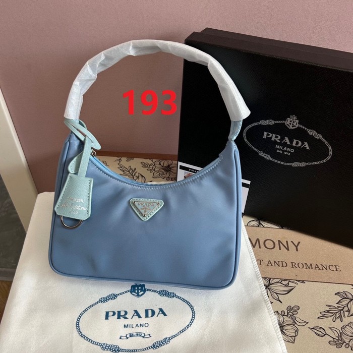 Nylon bag ,budget ,size 20cm,no box,  B35-191-196