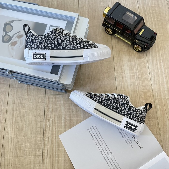 Women men flat sneaker shoes,size 35-46, SS70-1864-1867