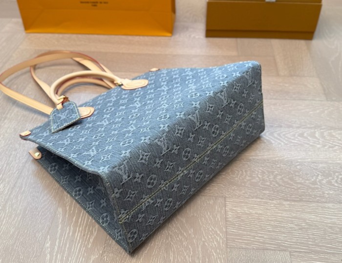 Canvas split leather bag,3A ,size 35x30cm,no box,  B75-170