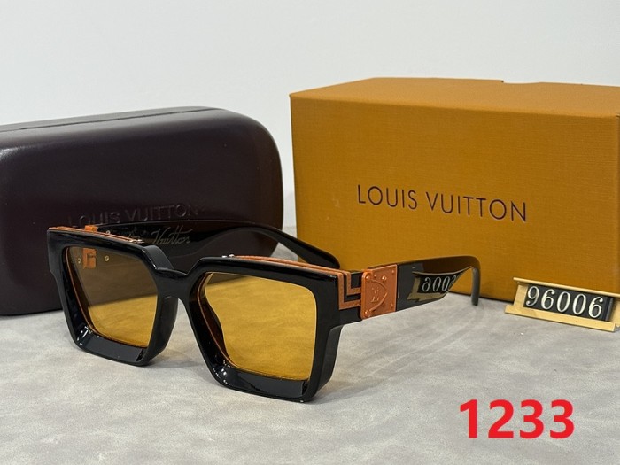 Blue light blocking sunglasses with the box and case ,G25-1231-1244