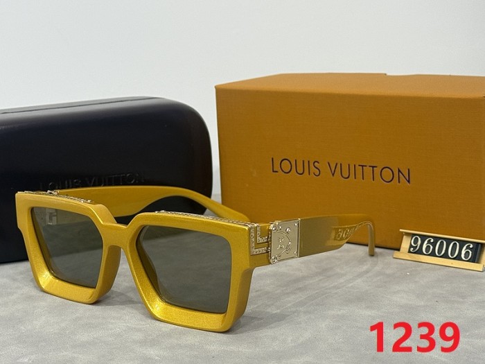 Blue light blocking sunglasses with the box and case ,G25-1231-1244
