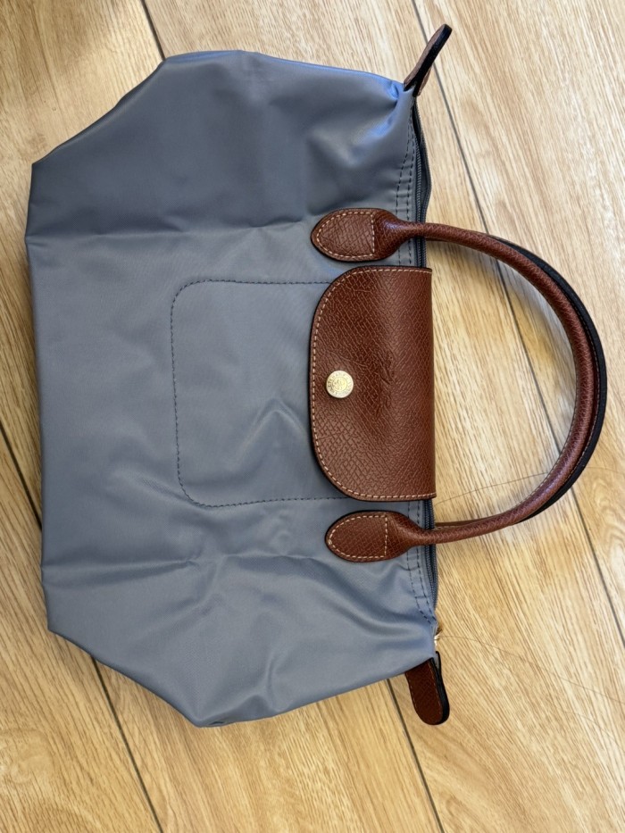 Nylon bag，budget,size 23x14x22cm or 28x15.5x26.5cm or 31x19x30cm, B28-123-151