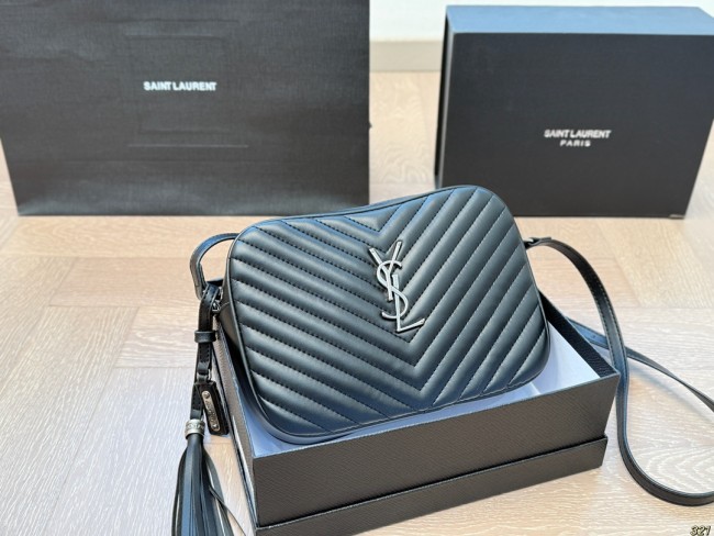Split leather bag ,3A , size 24x16cm,no box, B68-92-97