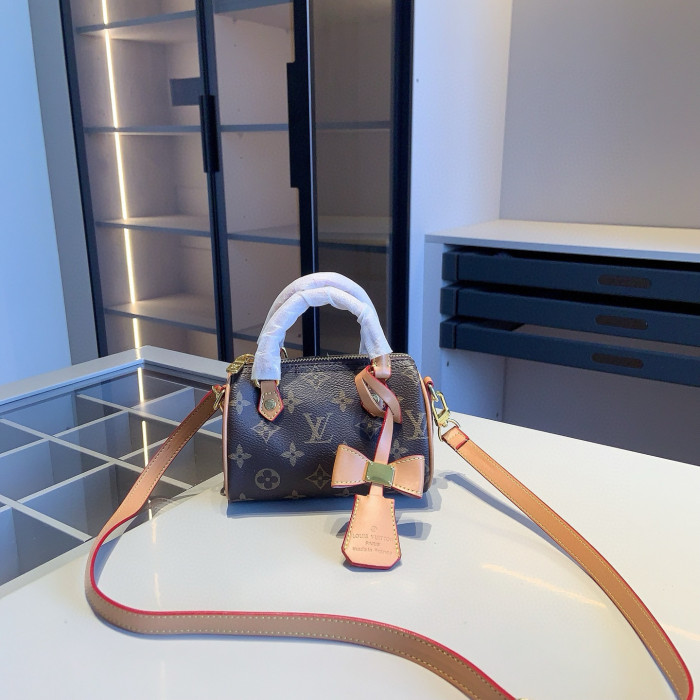 Split leather bag a set,3A ,no box,  B75-222