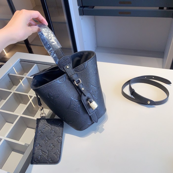 Split leather bag a set,3A ,no box,  B75-219