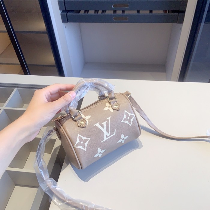 Split leather bag a set,3A ,no box,  B75-218