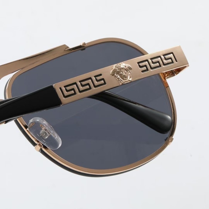 Blue light blocking sunglasses with the box and case ,G25-1351-1357