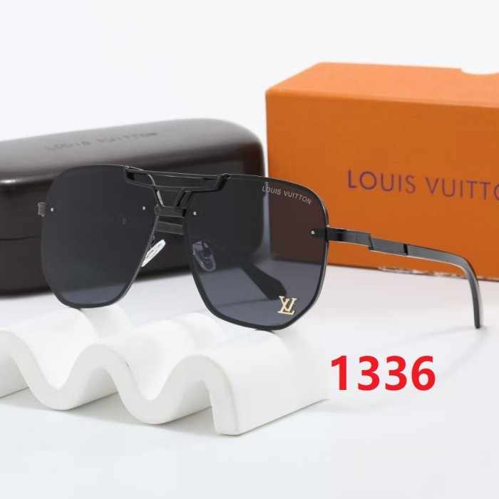 Blue light blocking sunglasses with the box and case ,G25-1330-1336