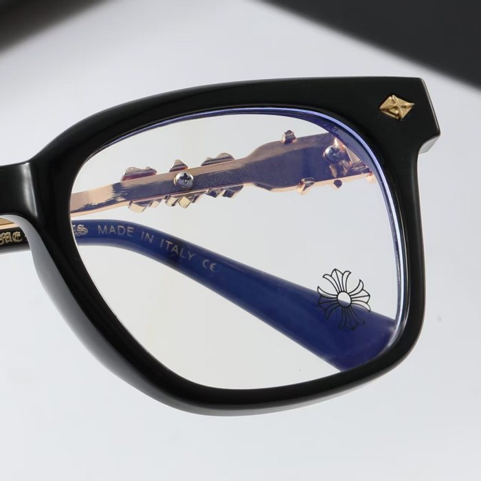 Blue light blocking sunglasses with the box and case ,G25-1379-1382