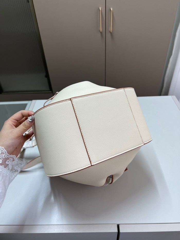 Split leather bag ,4A , size 27x23cm,no box,  B80-21-28
