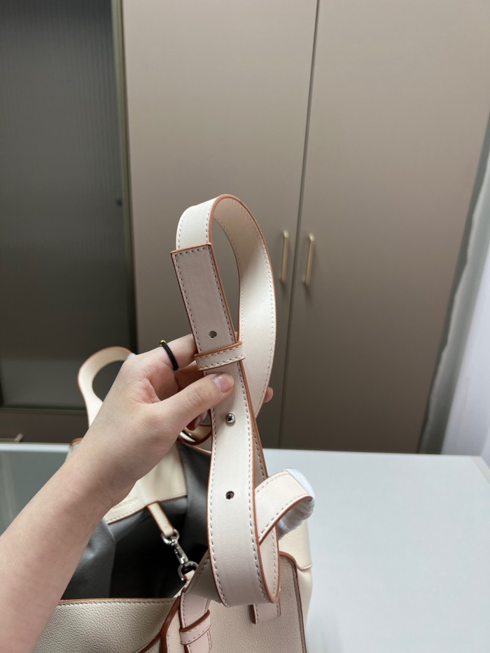 Split leather bag ,4A , size 27x23cm,no box,  B80-21-28
