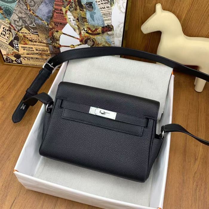Leather  bag ,mirror quality , size  25cm ,with box, B350-1