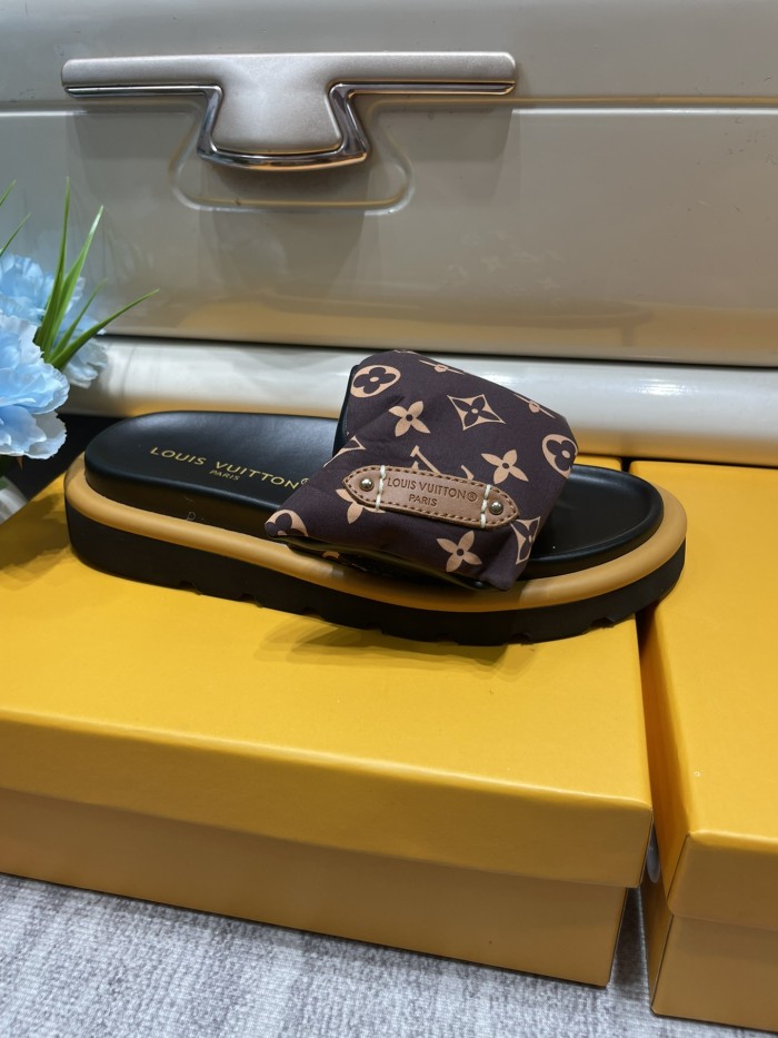 Women  flat slippers shoes,,size 35-42, SS60-248