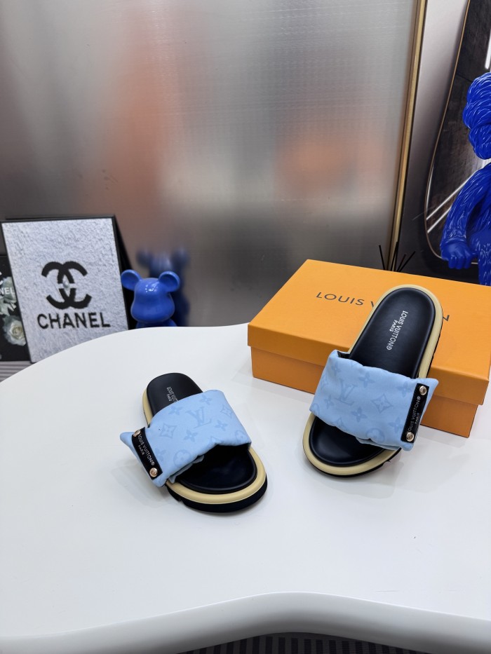 Women  flat slippers shoes,,size 35-40, SS60-352-357