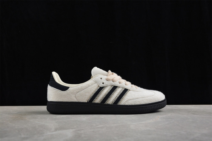 Women runner sneaker shoes,  with box,size 36-42，SS60-3018