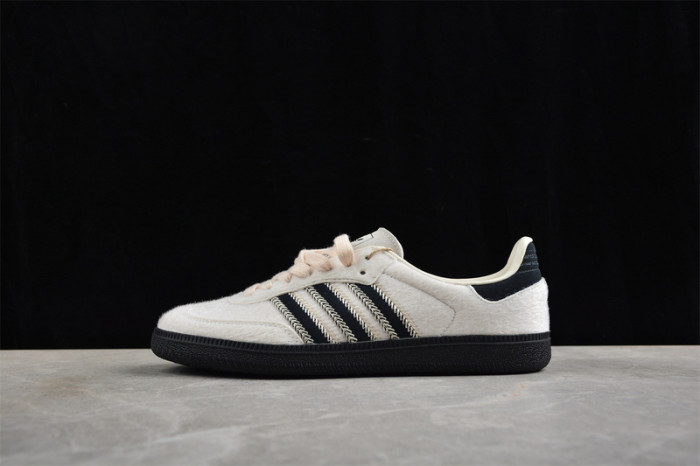 Women runner sneaker shoes,  with box,size 36-42，SS60-3018