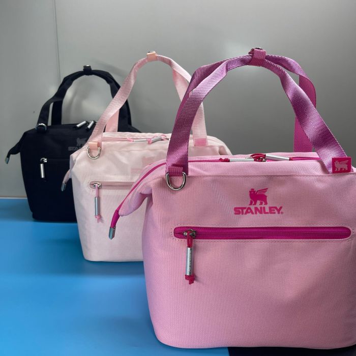 Outdoor waterproof portable travel bag and lunch bag,size 24*21cm,B50-27-35